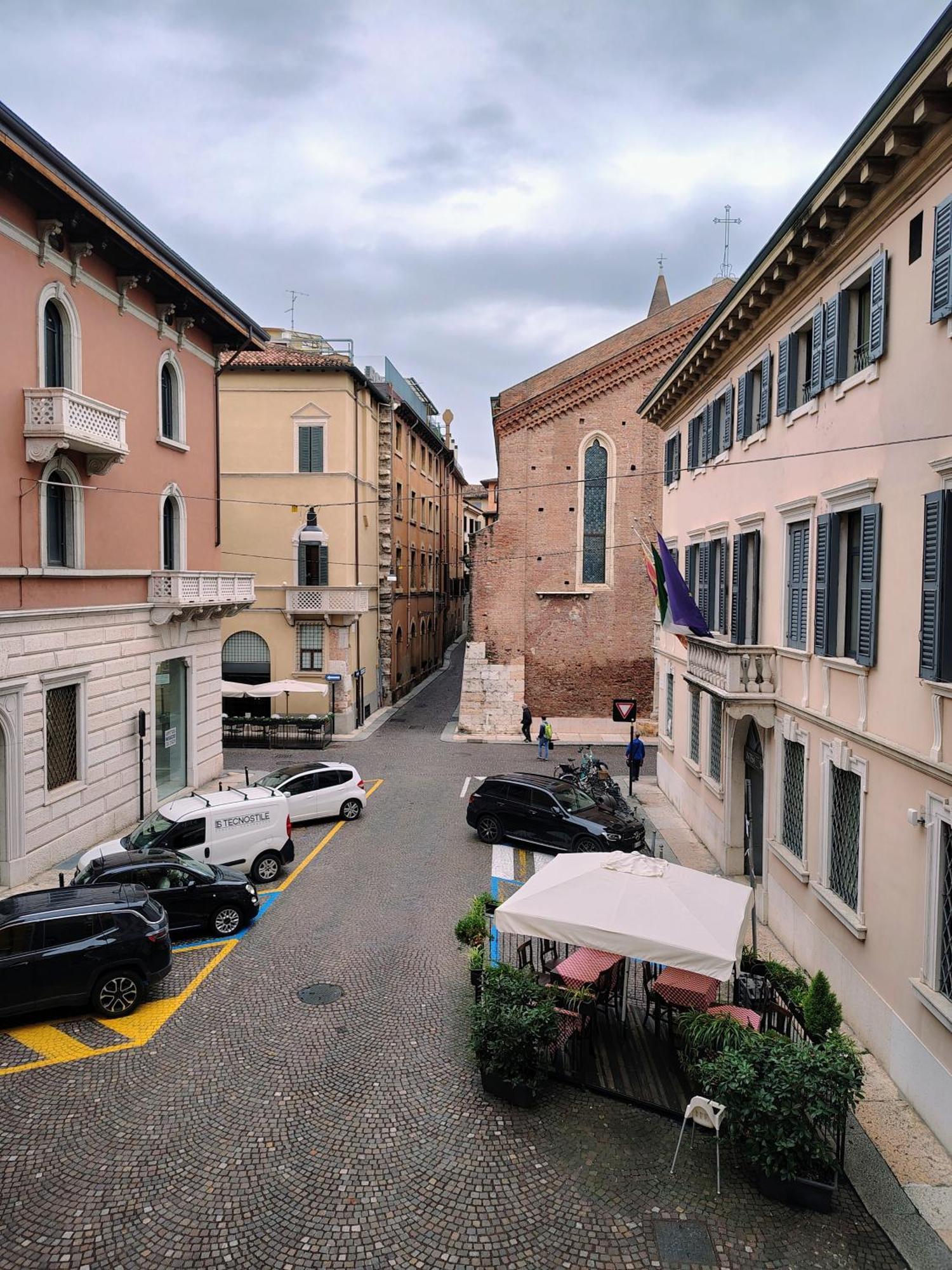 Italianflat - Rentroom Old Town - 200Mt To Arena Verona Bagian luar foto